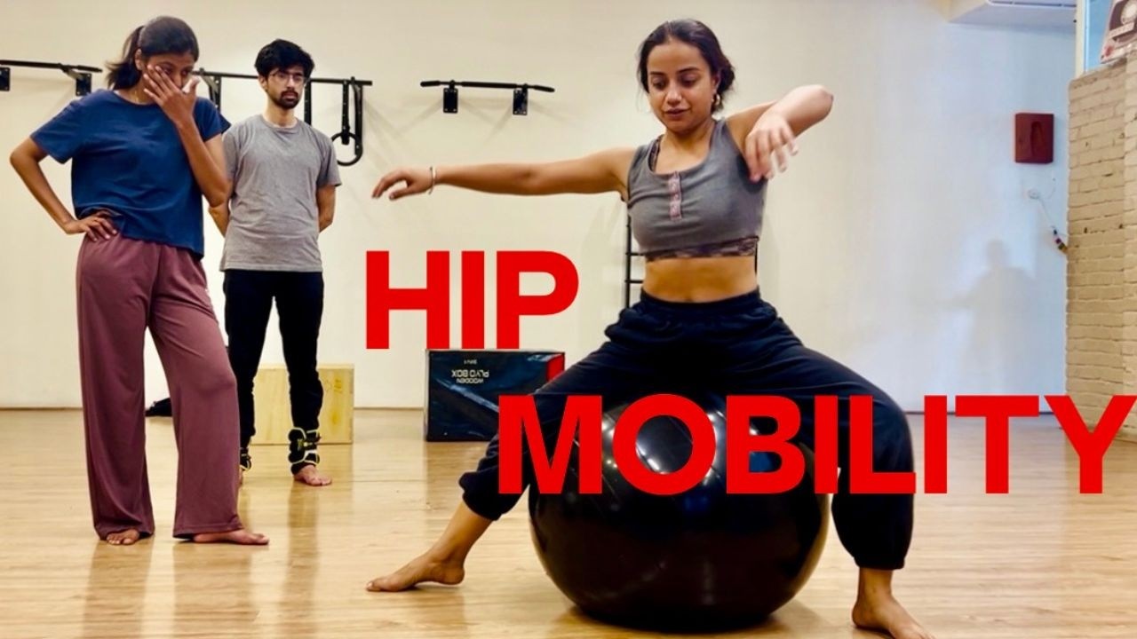 UPGRADE: Best Hip Mobility Exercises for Beginners in Contemporary Dance Bangalore at FLUX!
