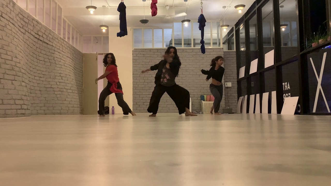 Western Contemporary Dance Classes Bangalore Indiranagar at FLUX by Choreographer Sahiba Singh